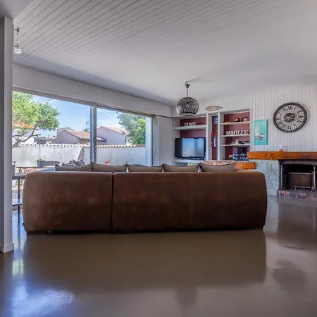 Belle Maison Familiale Avec Piscine Et Jardin