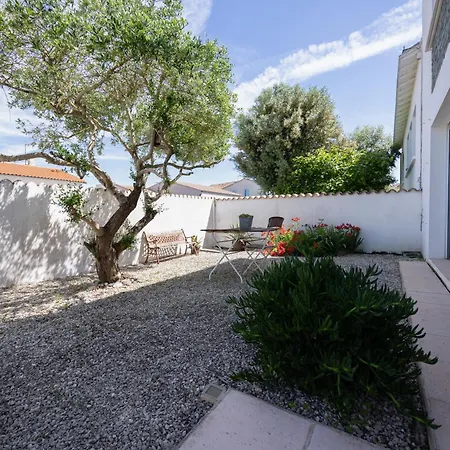 Belle Maison Familiale Avec Piscine Et Jardin *