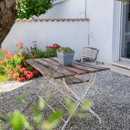 Belle Maison Familiale Avec Piscine Et Jardin Apartment
