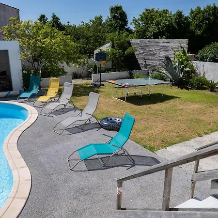 Belle Maison Familiale Avec Piscine Et Jardin *