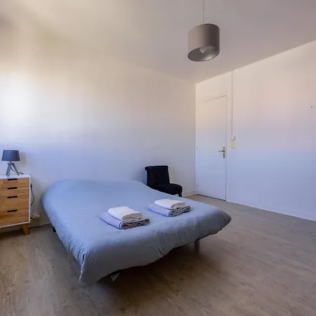 Apartment Belle Maison Familiale Avec Piscine Et Jardin Puilboreau
