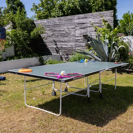 Apartment Belle Maison Familiale Avec Piscine Et Jardin Puilboreau
