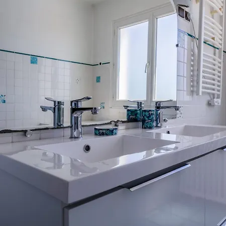 Apartment Belle Maison Familiale Avec Piscine Et Jardin Puilboreau